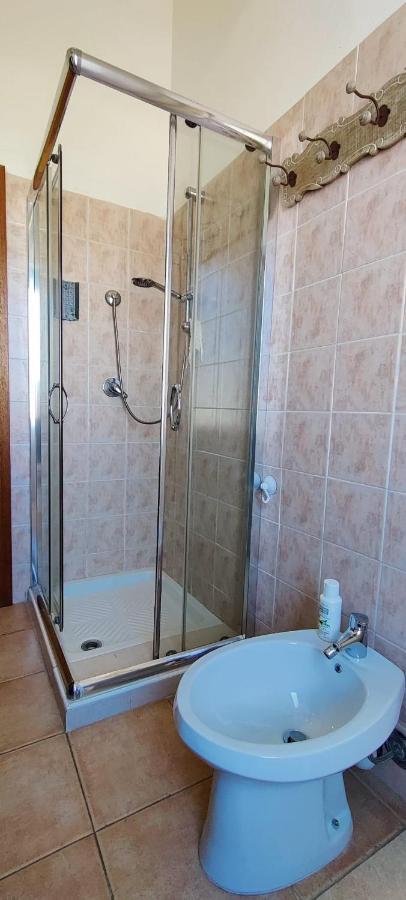 La Porta Sulla Costa Bed and Breakfast San Pantaleo Buitenkant foto