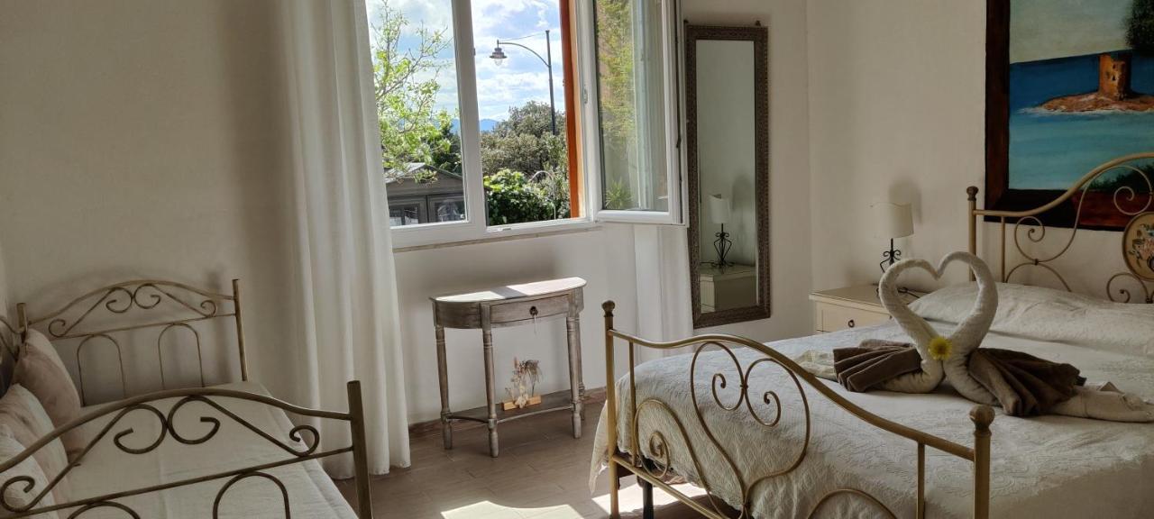 La Porta Sulla Costa Bed and Breakfast San Pantaleo Buitenkant foto