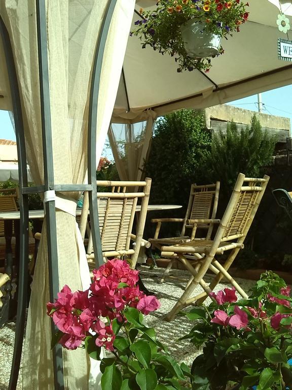La Porta Sulla Costa Bed and Breakfast San Pantaleo Buitenkant foto