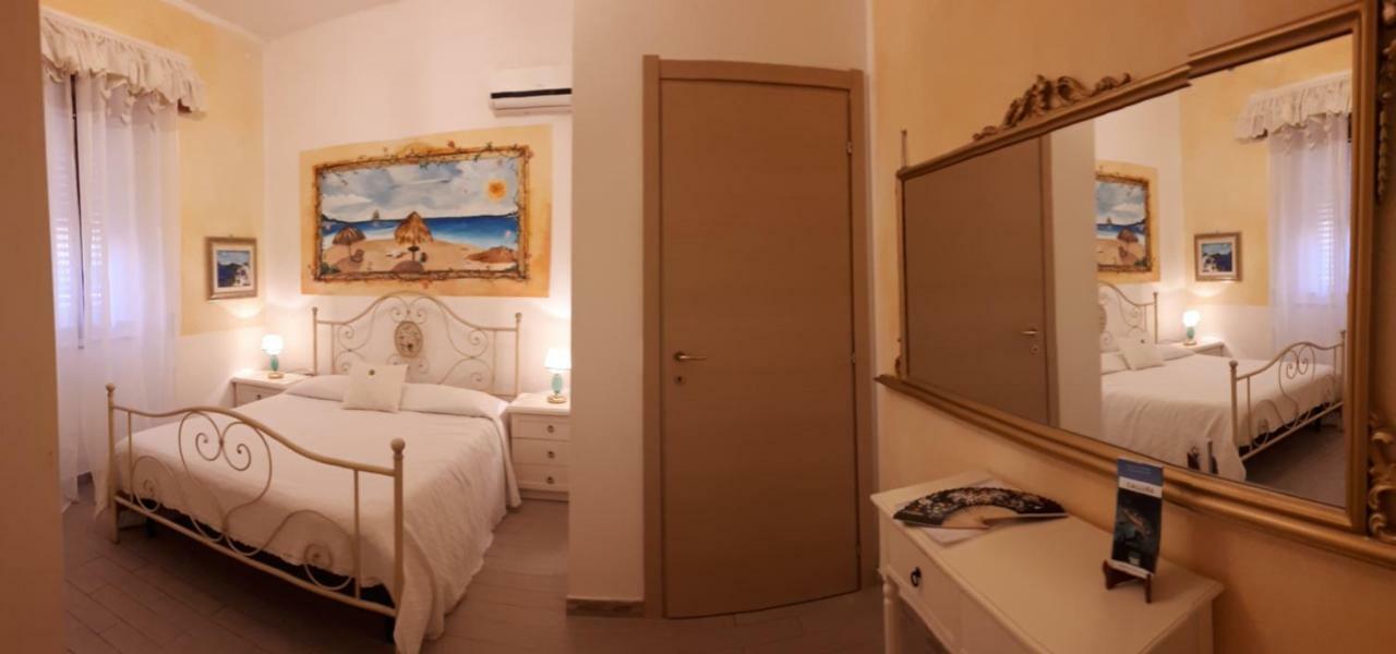 La Porta Sulla Costa Bed and Breakfast San Pantaleo Buitenkant foto